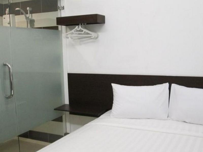 Capsule Hostel Old Batavia Джакарта Екстериор снимка